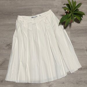 Zara Women's Cream A-Line Skirt